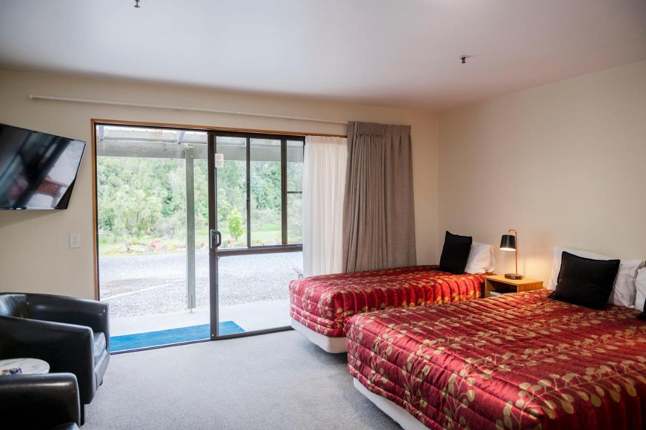 Asure Aspiring Court Motel Haast Exterior photo